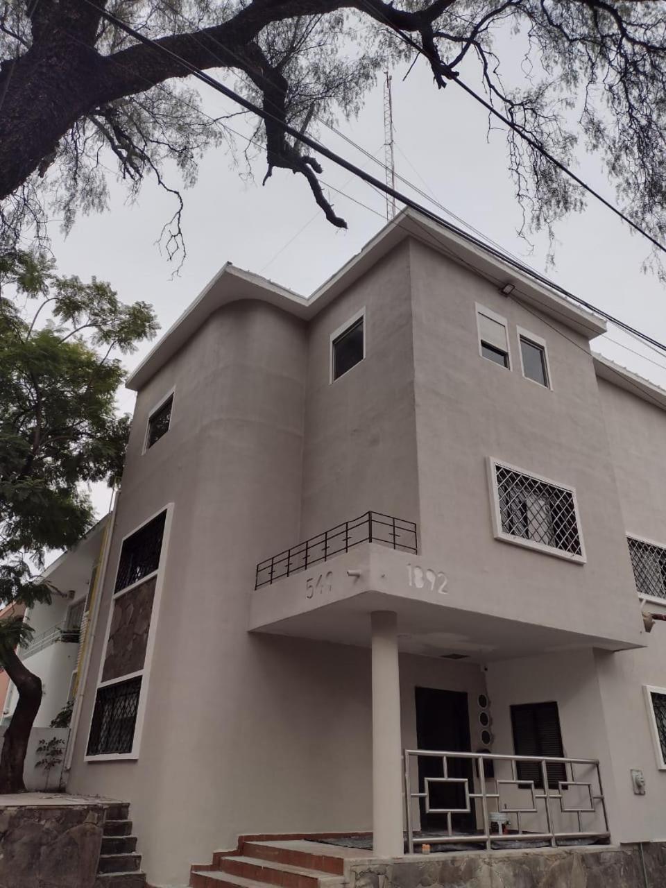 Vidrio Suites Col Americana Guadalajara Exterior photo